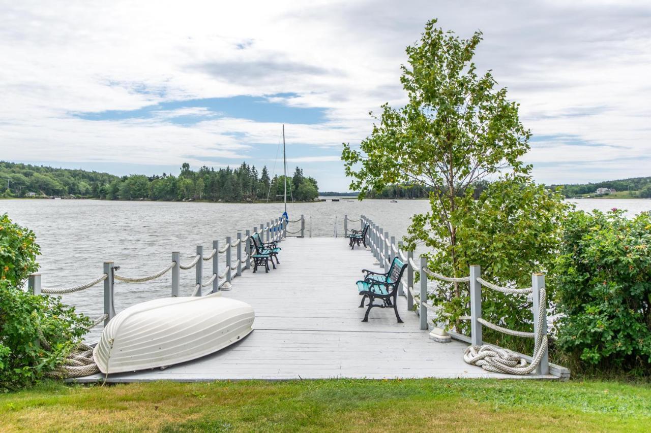 Ocean Bay View Luxury Guesthouse Musquodoboit Harbour Exterior photo