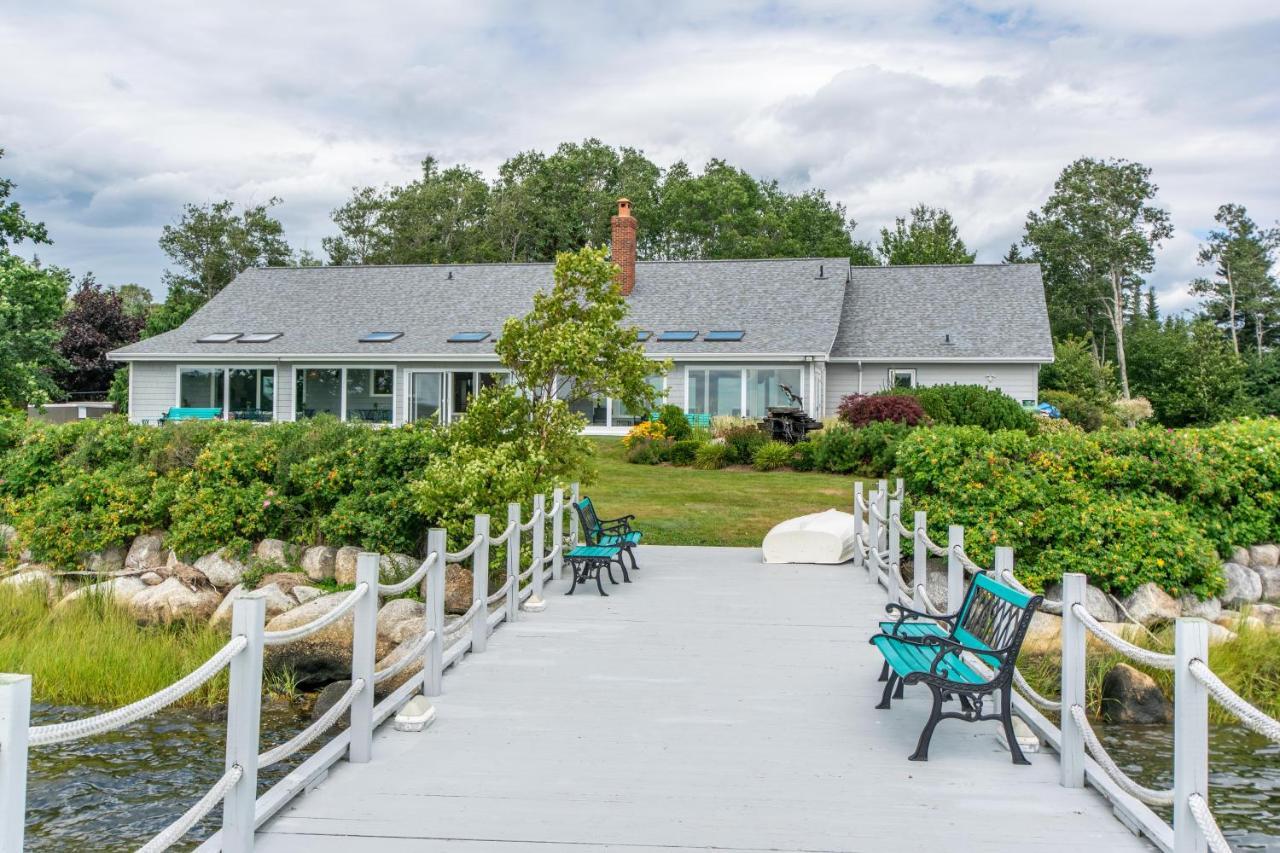 Ocean Bay View Luxury Guesthouse Musquodoboit Harbour Exterior photo